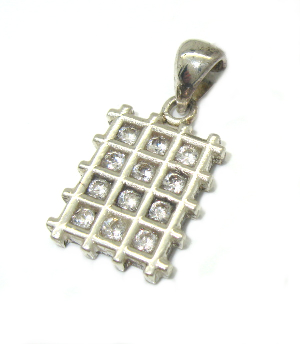 Stříbrný přívěšek 925/1000 ( 7688)