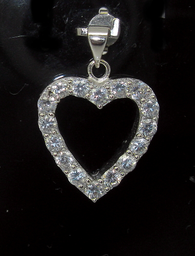 Stříbrný přívěsek srdíčko rhodium
