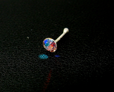 Piercing do nosu 925/1000 ( měnící kamínek )