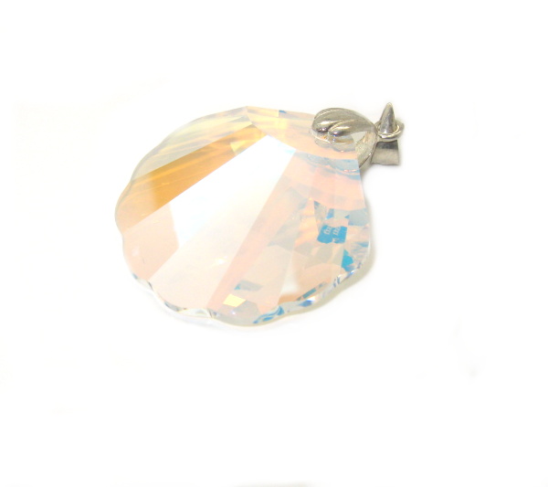 Přívěsek Swarovski elements mušle bílá