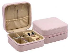 Šperky Nina – Cestovní mini šperkovnice pudrově růžová (10 x 10 x 5 cm) - sperk05
