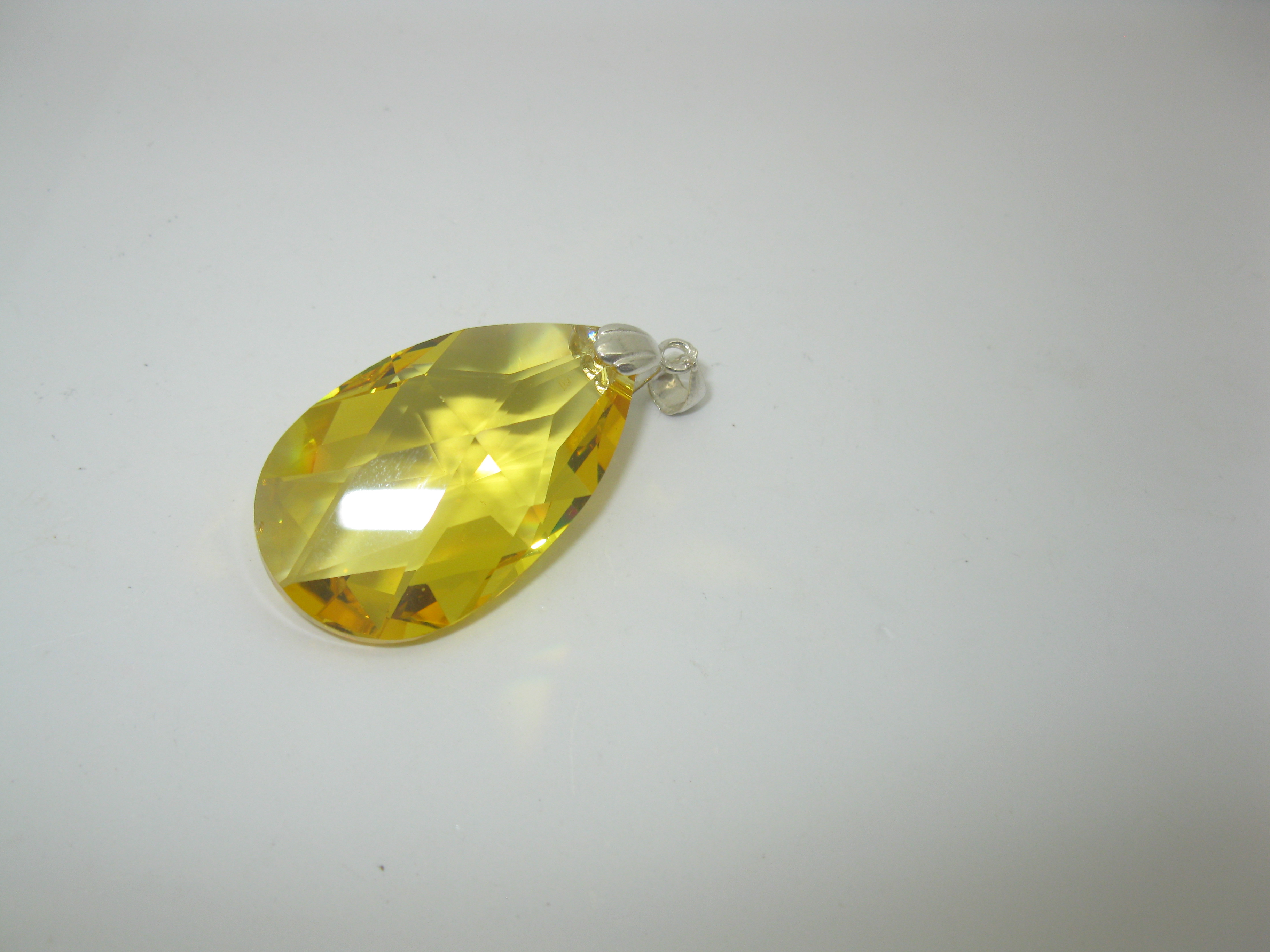 Šperky Nina - Přívěsek Swarovski krystal 925/1000 - pri ag kam H 029