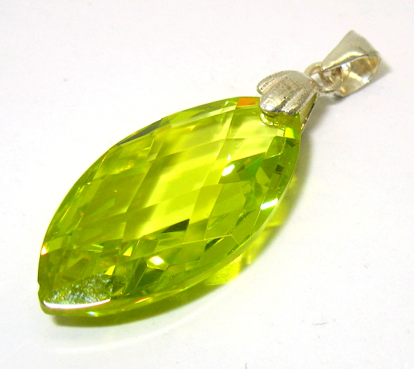 Šperky Nina - Přívěšek Swarovski krystal 925/1000 - pri ag kam H 035